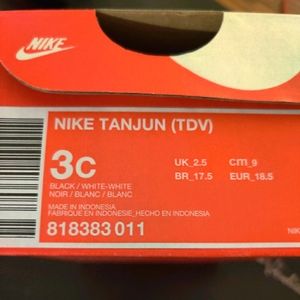 New! Nike Toddler shoes